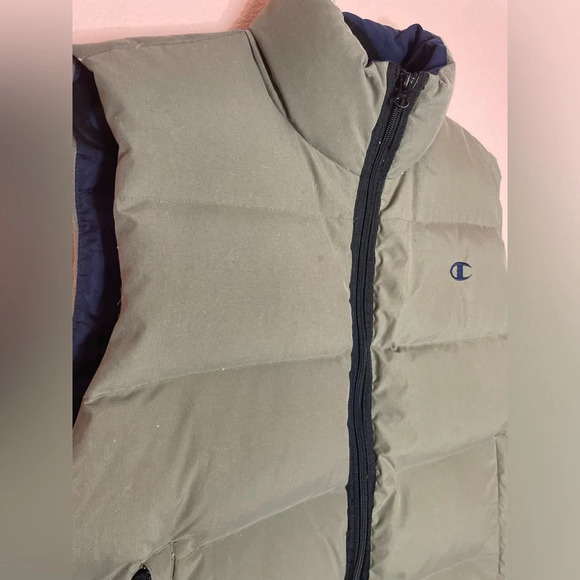 Champion Mens Vintage Down Filled Zip-Up Puffer Vest Taupe/Navy size M - Picture 3 of 13